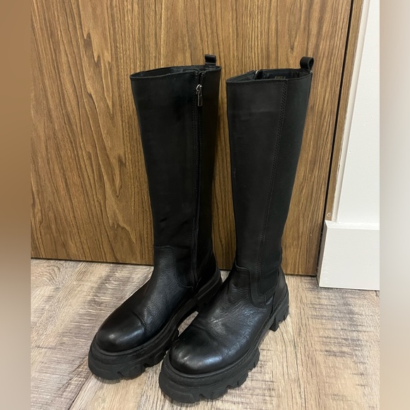 STEVE MADDEN Wayde Black Leather Boot - Picture 7 of 10